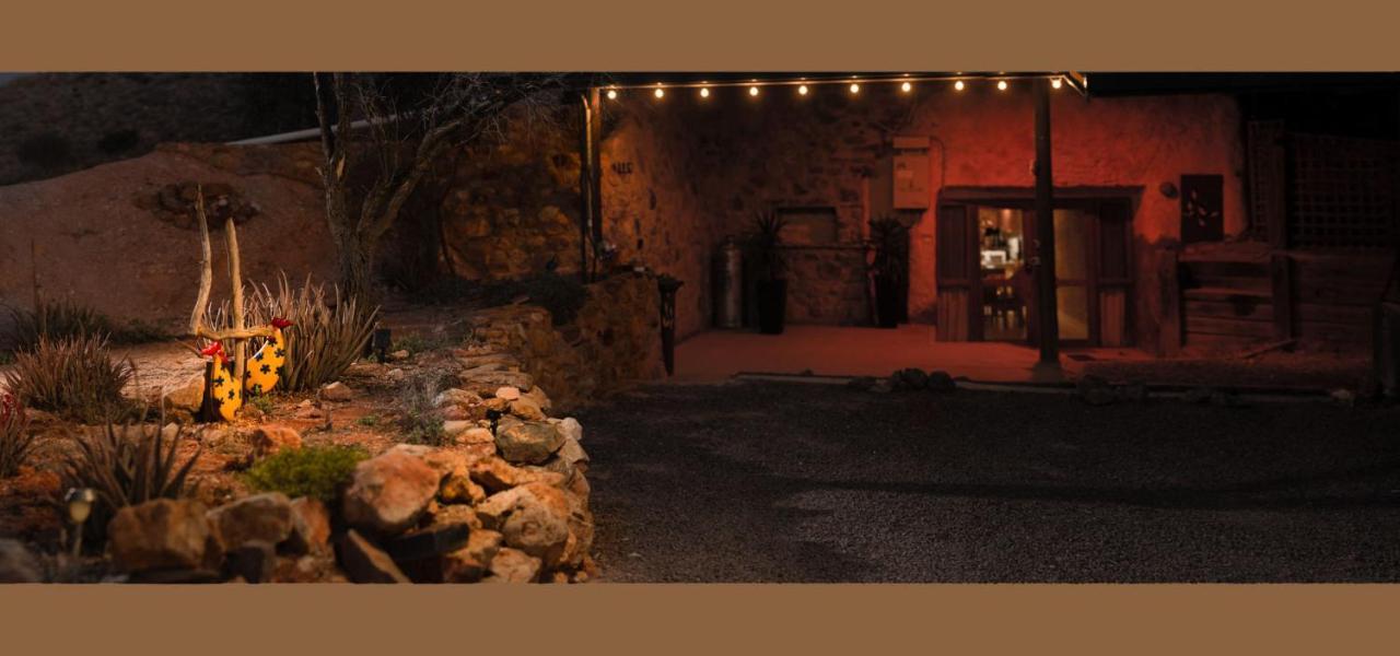 Ali's Underground Home Coober Pedy Buitenkant foto